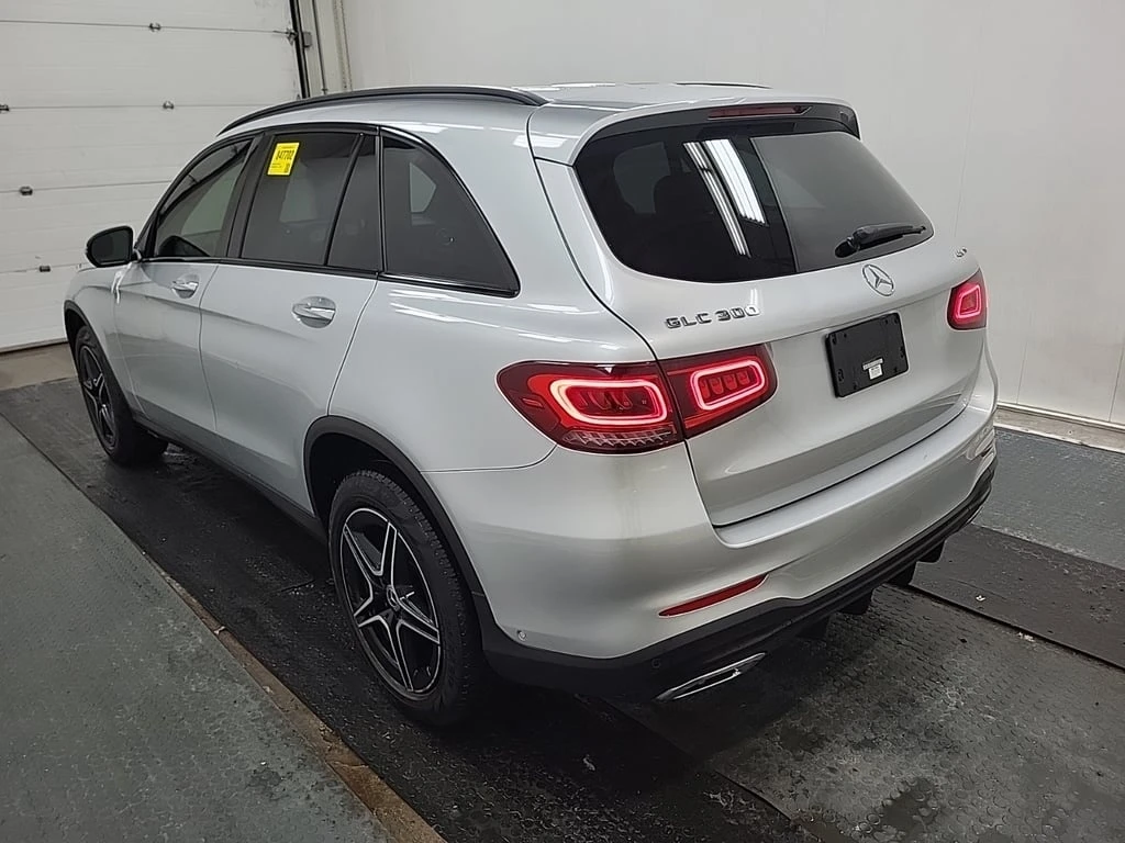 Mercedes-Benz GLC 300 * CARFAX * ФИНАНСИРАНЕ  - изображение 4