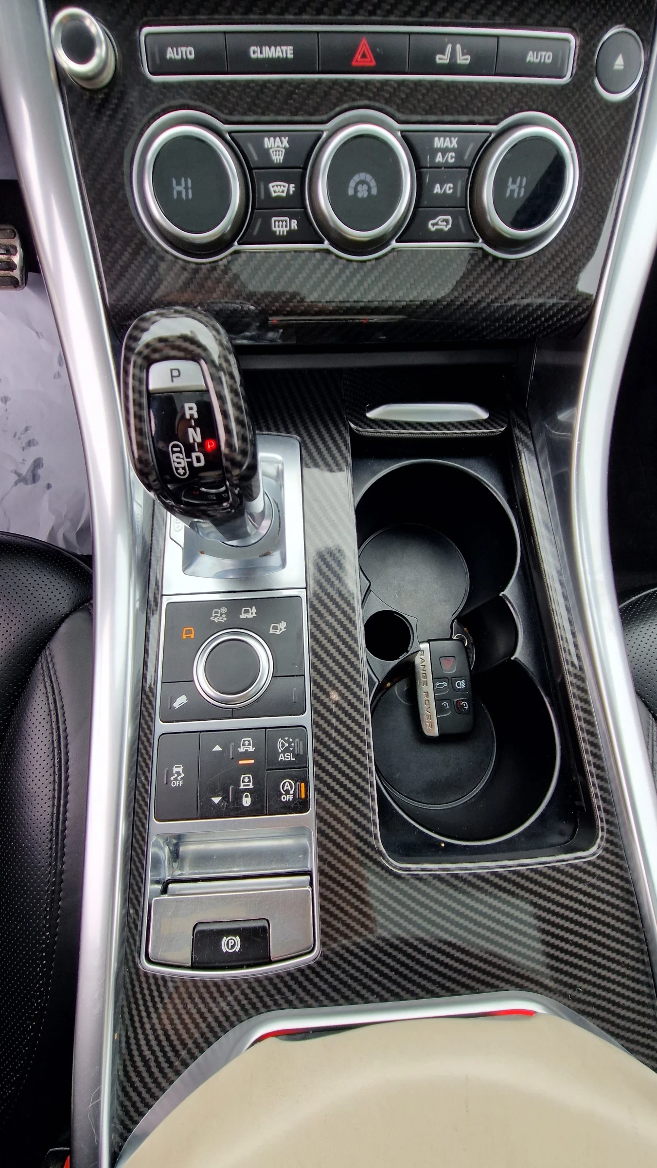 Land Rover Range Rover Sport 3.0D/CARBON/SPORT/PANORAMA/DISTRONIK/PODGREV/FULL - изображение 9