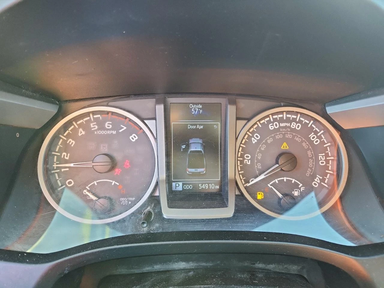 Toyota Tacoma РЕАЛНИ КМ!, снимка 10 - Автомобили и джипове - 54084706