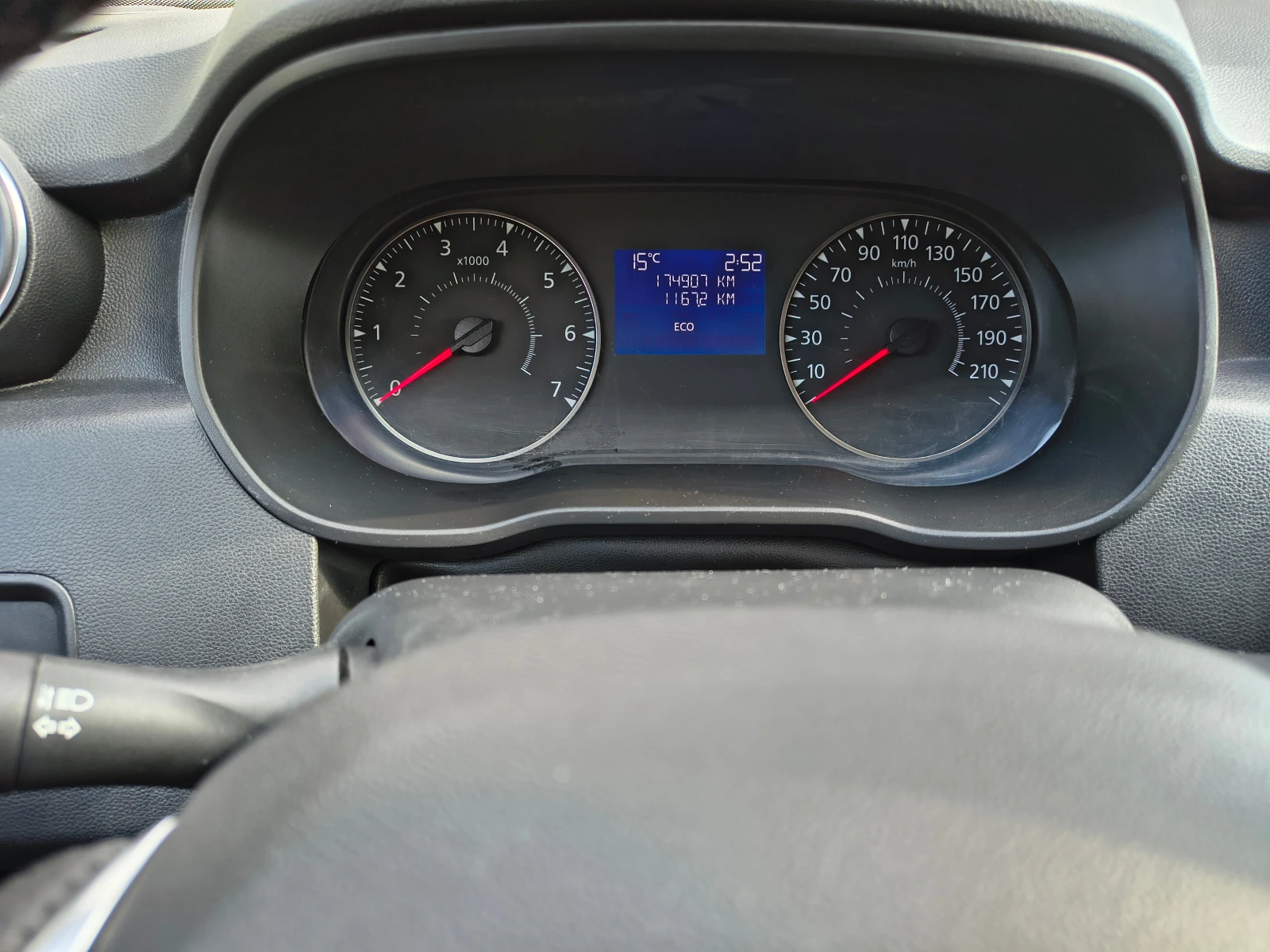 Dacia Duster, снимка 6 - Автомобили и джипове - 54285705