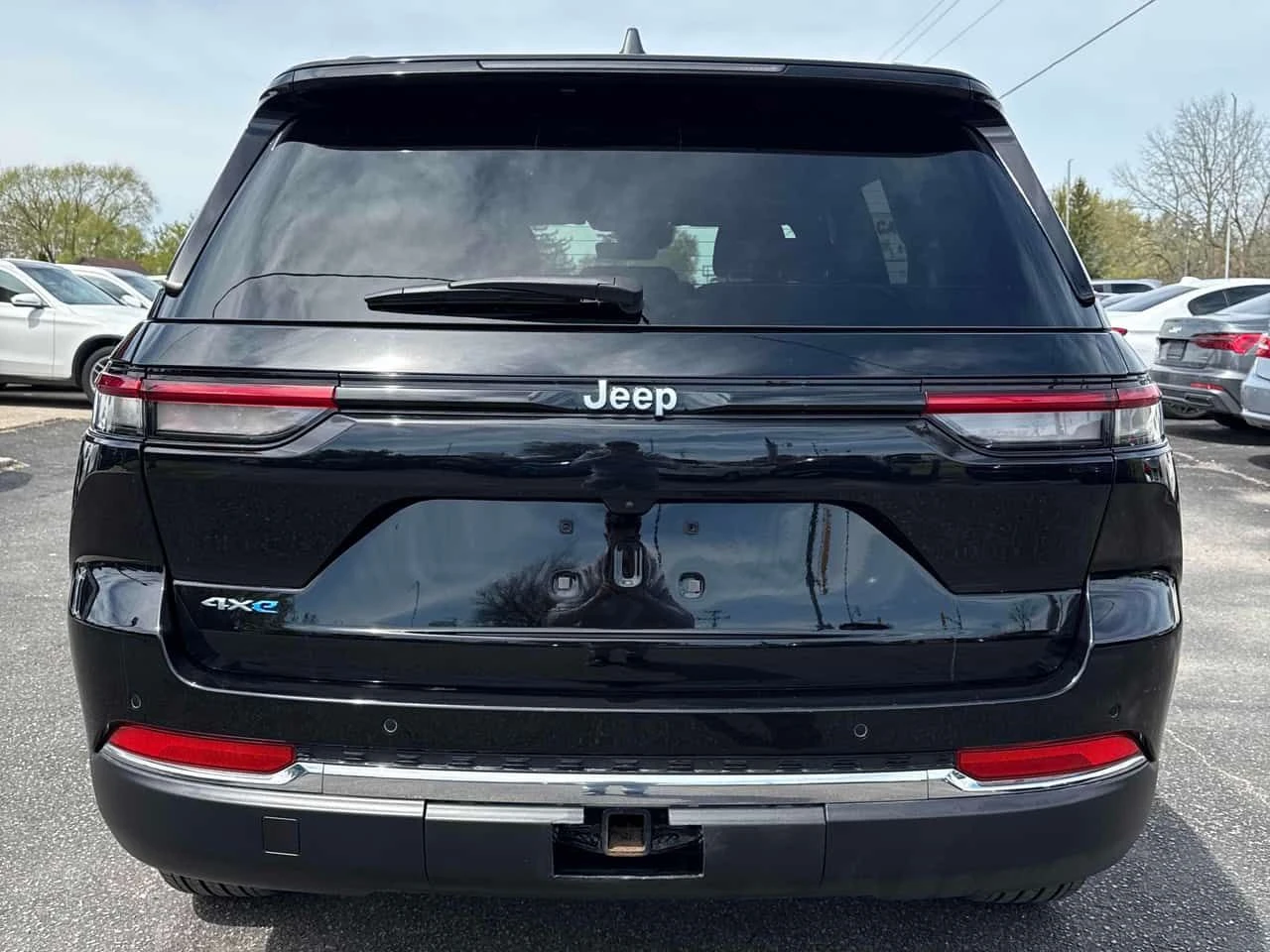 Jeep Grand cherokee  4x4 /DISTRONIC/CAMERA/ПОДГРЕВИ , снимка 4 - Автомобили и джипове - 54628006