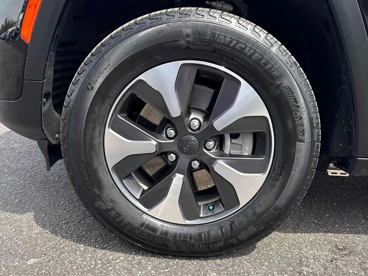 Jeep Grand cherokee  4x4 /DISTRONIC/CAMERA/ПОДГРЕВИ , снимка 7 - Автомобили и джипове - 54628006