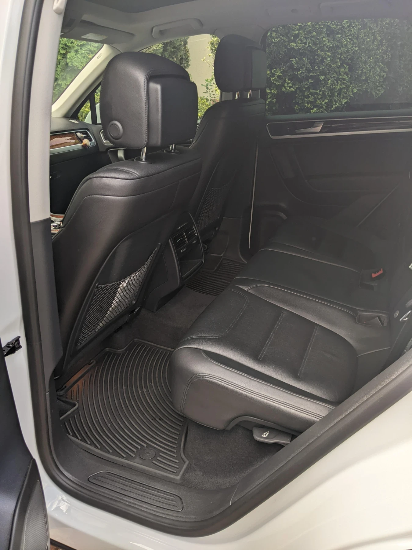VW Touareg 3.0 TDI, снимка 10 - Автомобили и джипове - 54682617