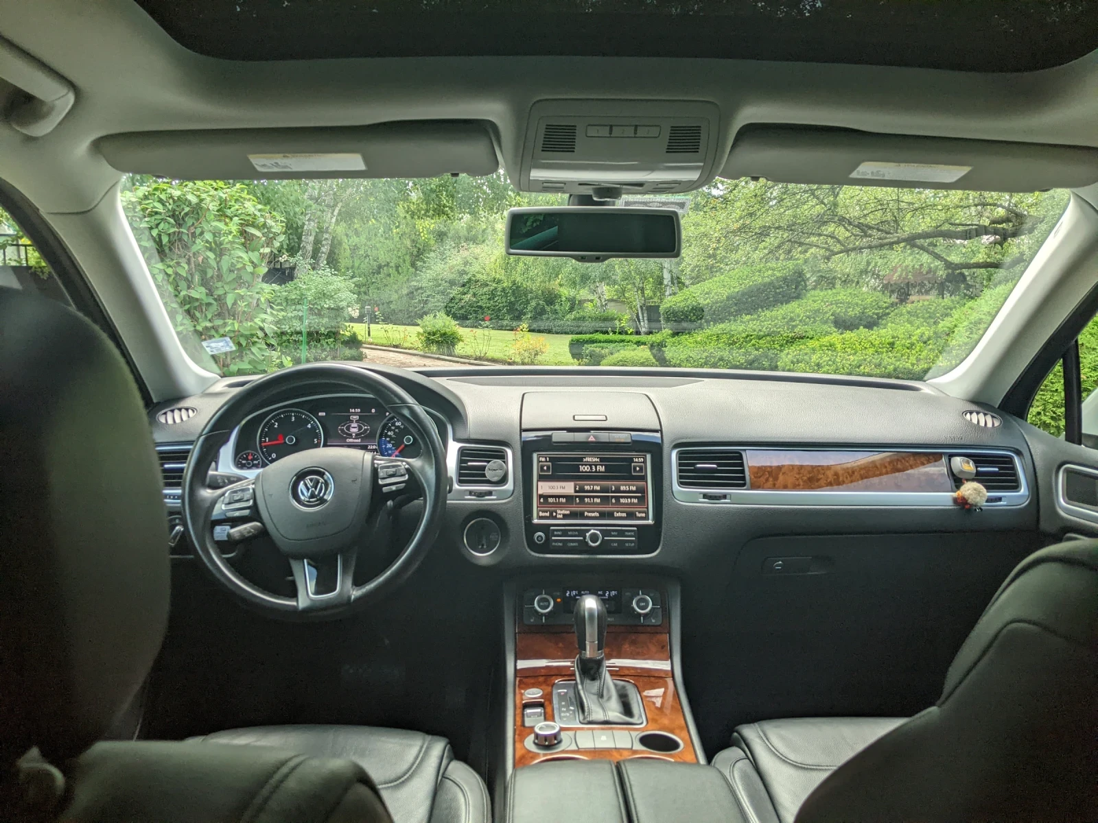 VW Touareg 3.0 TDI, снимка 7 - Автомобили и джипове - 54682617