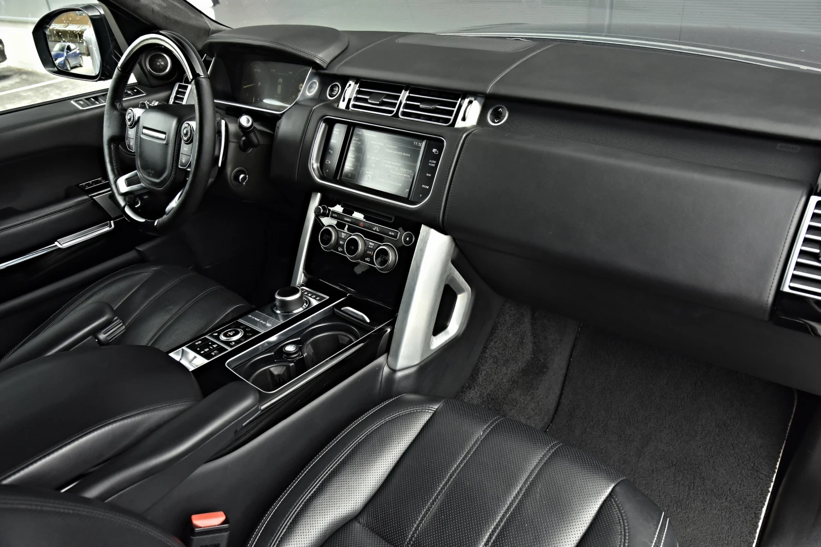 Land Rover Range rover 4.4SDV8/AUTOBIOGRAPHY/FULL/FULL/ЛИЗИНГ, снимка 15 - Автомобили и джипове - 54808750