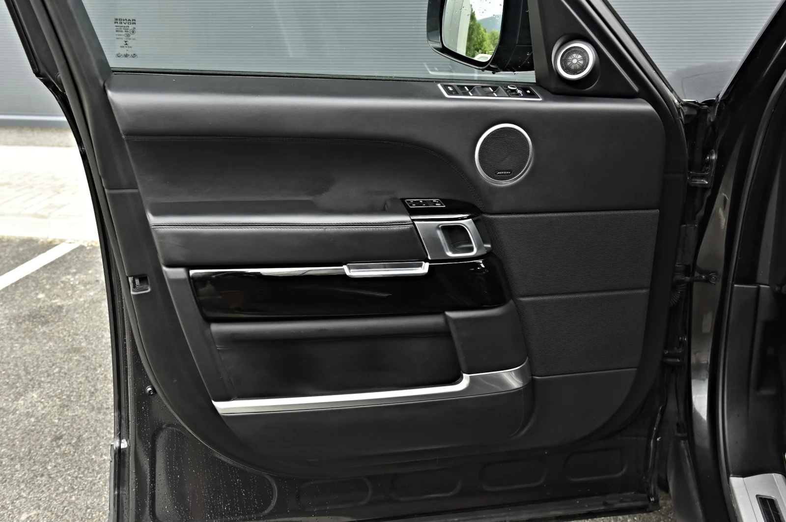 Land Rover Range rover 4.4SDV8/AUTOBIOGRAPHY/FULL/FULL/ЛИЗИНГ, снимка 17 - Автомобили и джипове - 55150050