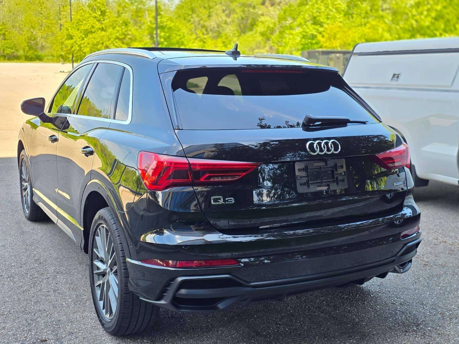 Audi Q3 Sportback 2.0 TFSI quattro Technik ЦЕНА ДО БГ , снимка 5 - Автомобили и джипове - 54857566