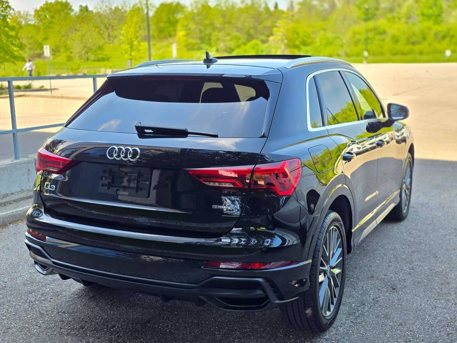 Audi Q3 Sportback 2.0 TFSI quattro Technik ЦЕНА ДО БГ , снимка 3 - Автомобили и джипове - 54857566
