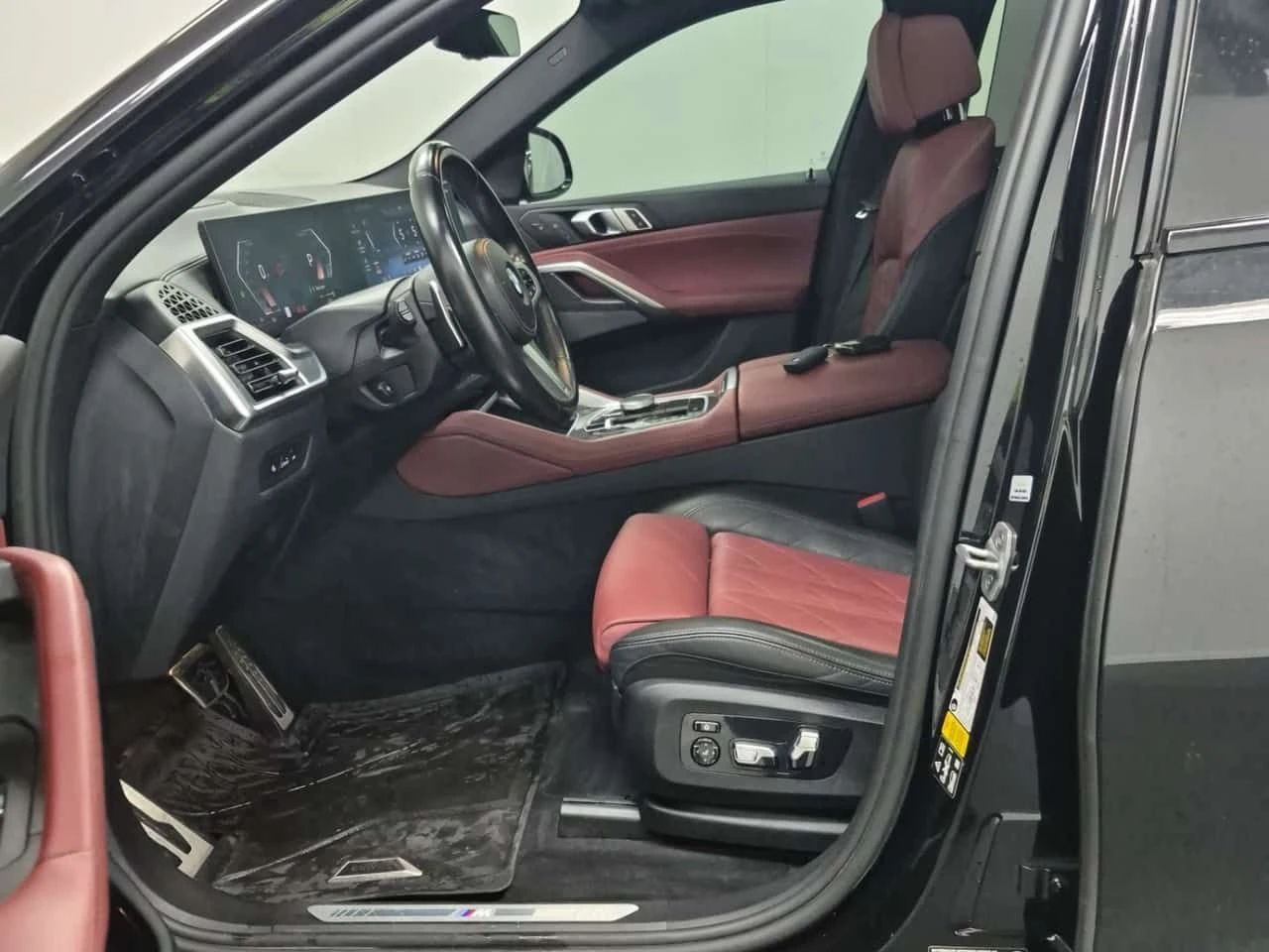 BMW X6 * XDRIVE40I * HEAD UP * DISTRONIC * 360 * CARFAX, снимка 7 - Автомобили и джипове - 55500782