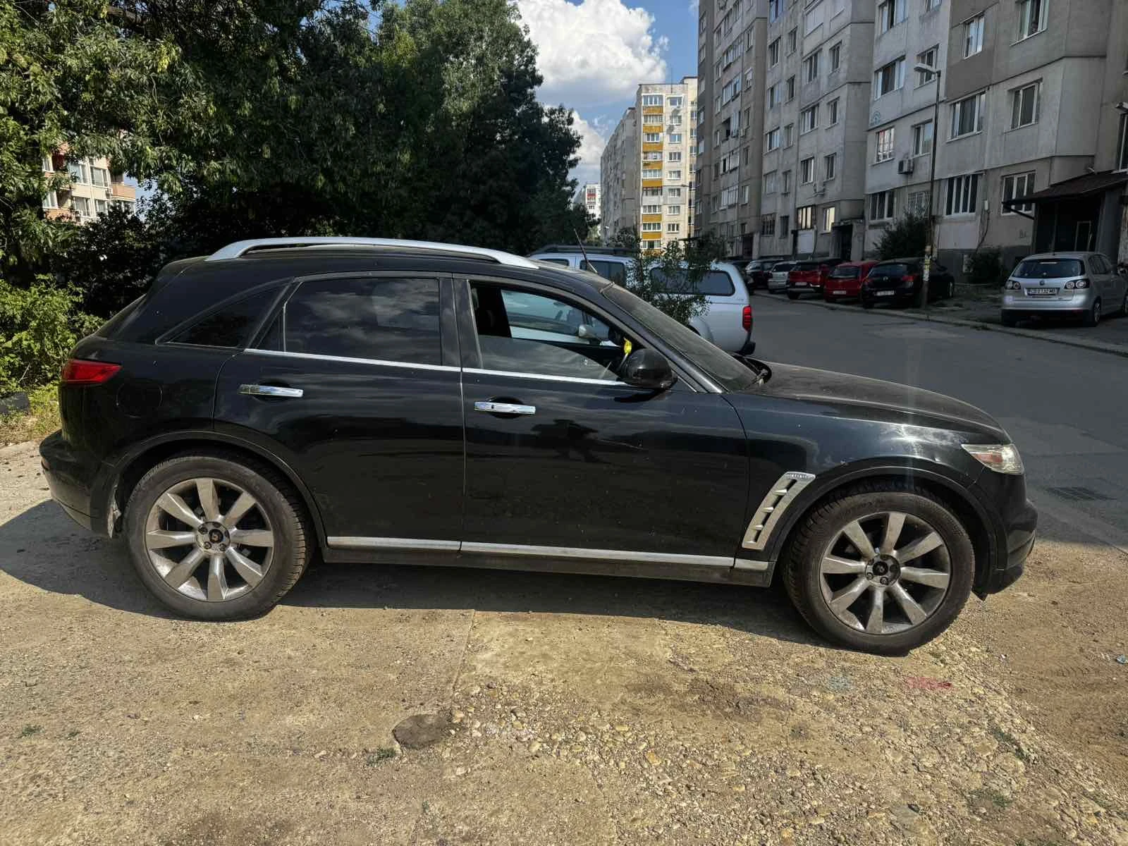 Infiniti Fx 35, снимка 3 - Автомобили и джипове - 55588255