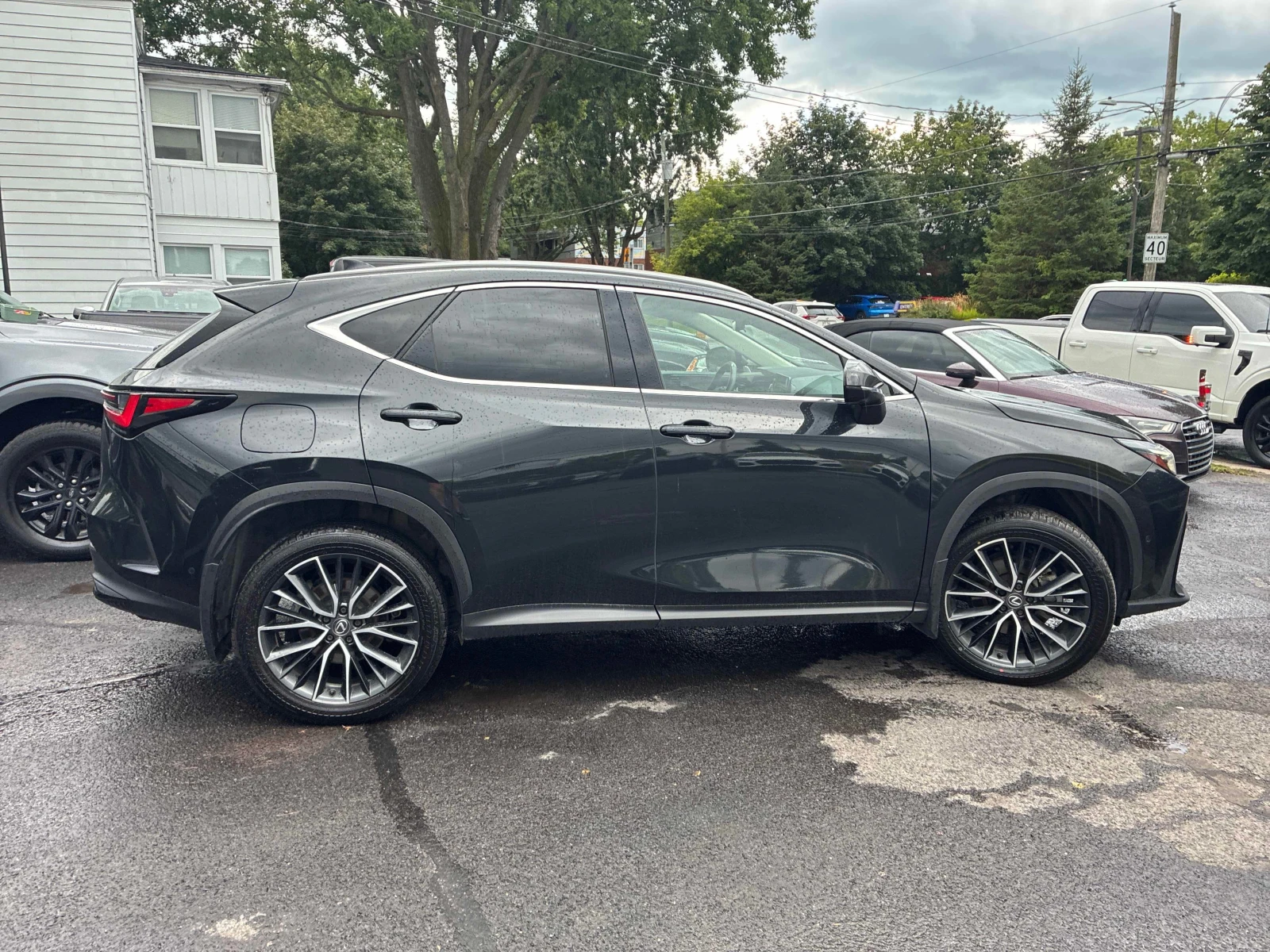 Lexus NX 450 * 450h+ * CARFAX * ОПЦИЯ ЗА ФИНАНСИРАНЕ, снимка 3 - Автомобили и джипове - 55932260
