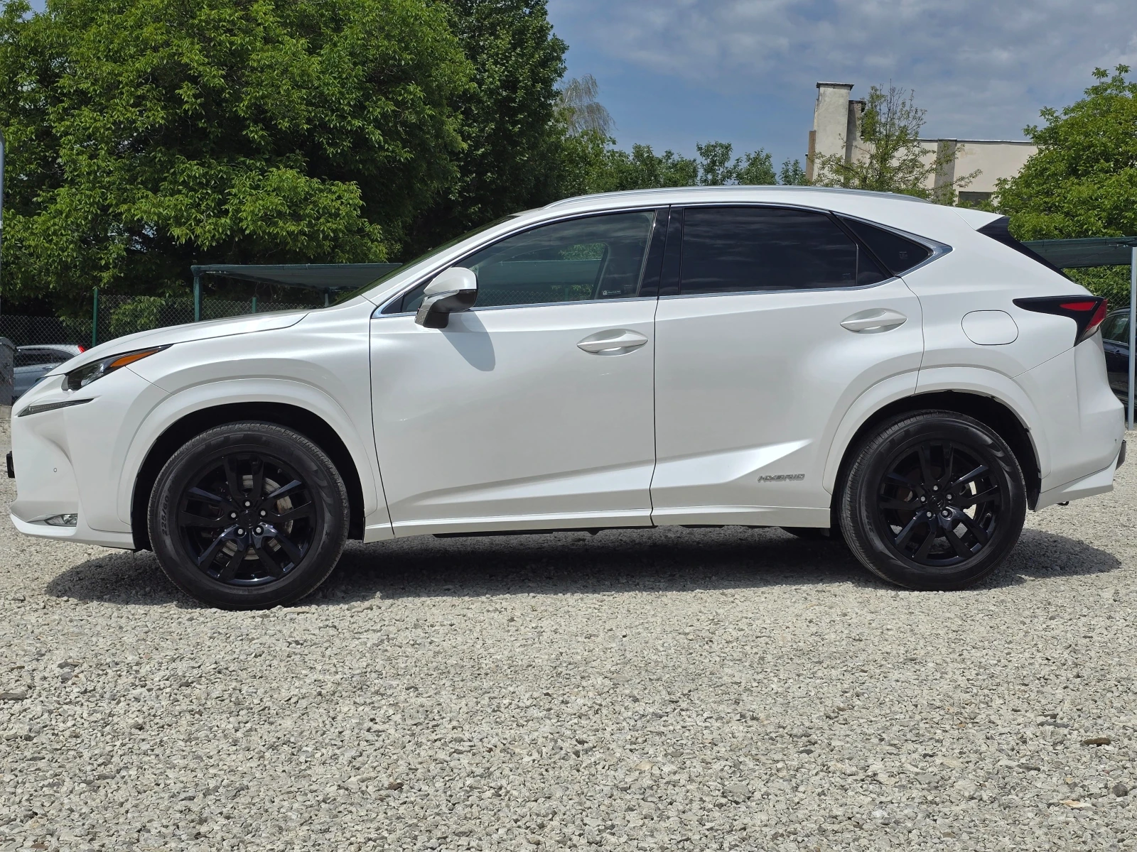 Lexus NX 300h 2.5/HYBRID/4X4/197H.P, снимка 4 - Автомобили и джипове - 55945082
