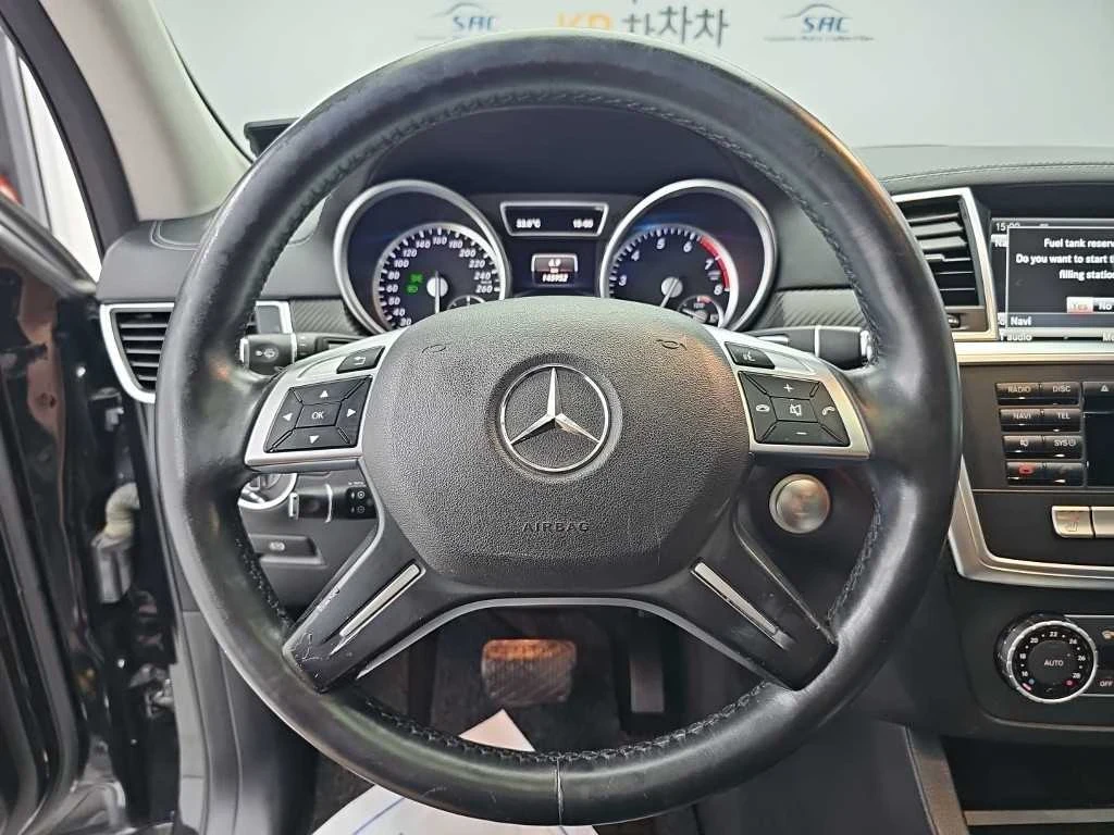 Mercedes-Benz GL 400 3.0 * Airmatic * 360 Camera * 7 Места * , снимка 6 - Автомобили и джипове - 56018873