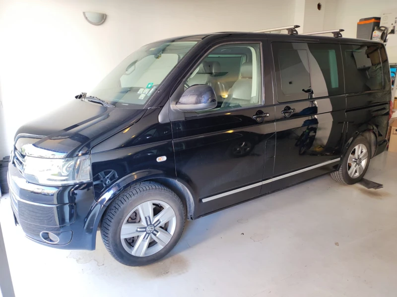 VW Multivan, снимка 4 - Бусове и автобуси - 47846483