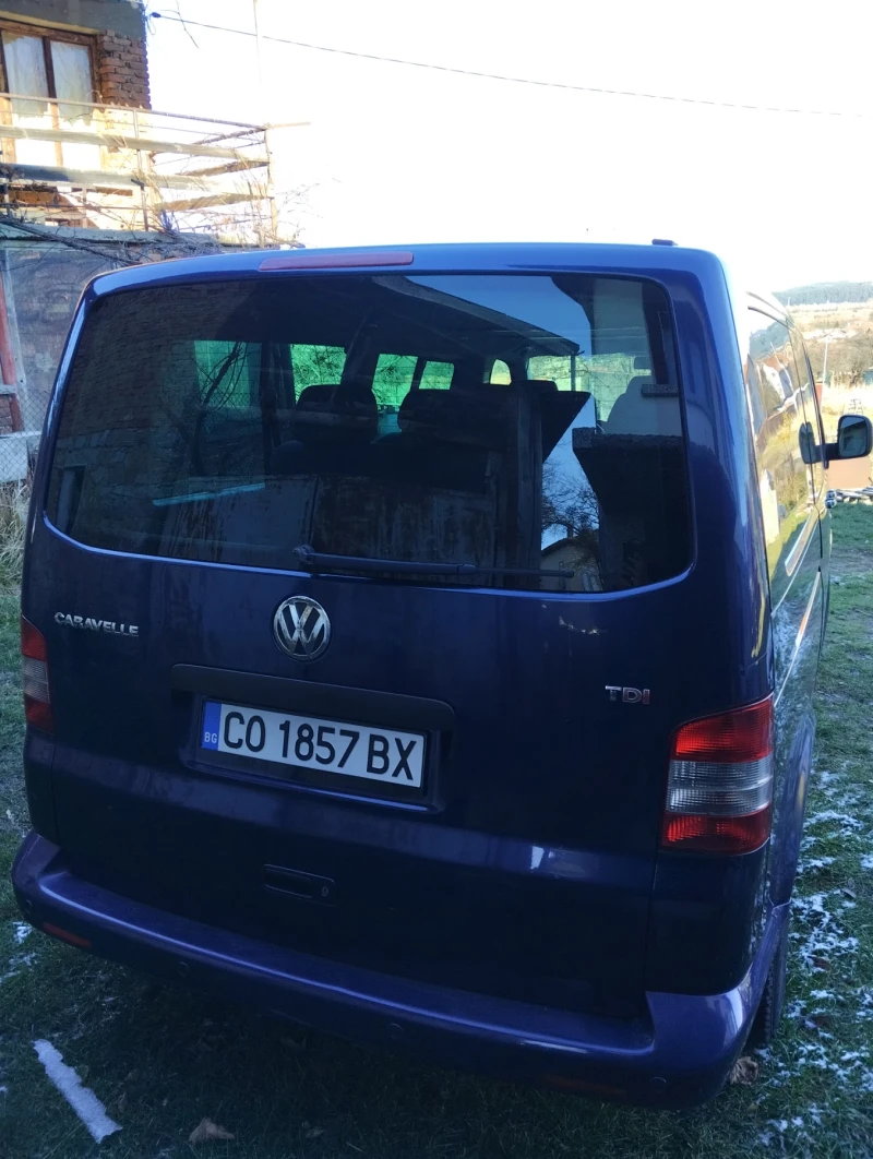 VW Caravelle, снимка 3 - Бусове и автобуси - 48110072