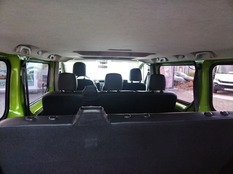 Renault Trafic 9 места, Long, темпомат, 6 скорости, , снимка 12 - Бусове и автобуси - 52012541