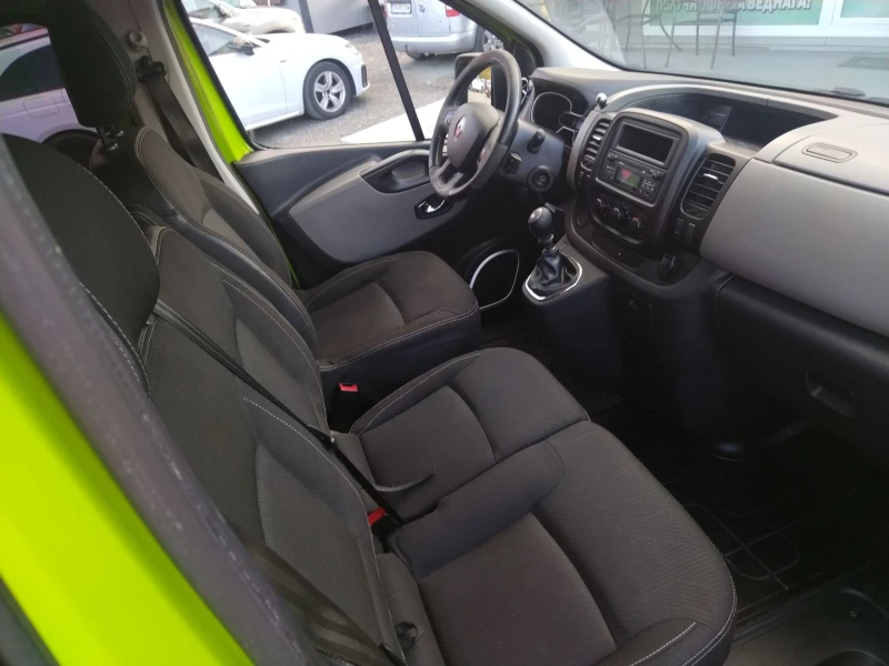 Renault Trafic 9 места, Long, темпомат, 6 скорости, , снимка 10 - Бусове и автобуси - 52012541