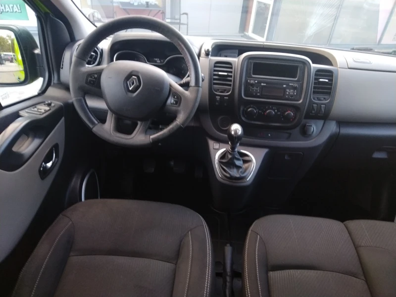 Renault Trafic 9 места, Long, темпомат, 6 скорости, , снимка 11 - Бусове и автобуси - 52012541