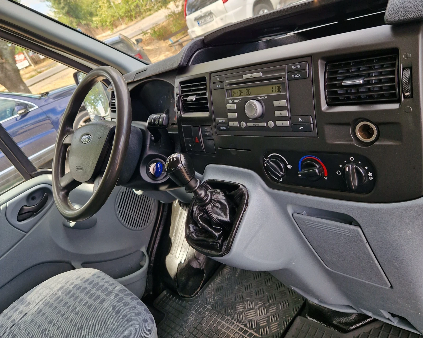 Ford Transit 2.4TDCI 115к.с, снимка 13 - Бусове и автобуси - 55950219