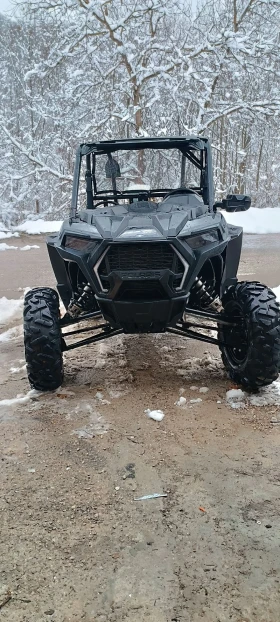  Polaris RZR