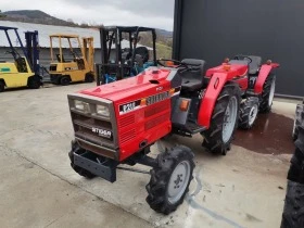 Трактор Kubota 21 к.с. 4х4, снимка 1