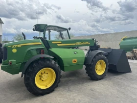 Обява за продажба на Телескопичен товарач John Deere 3200