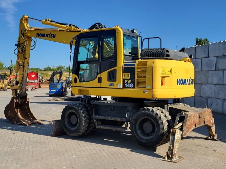 Багер Komatsu PW148-8 - изображение 5