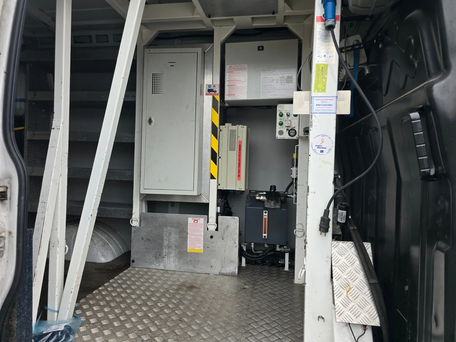 ��������� Iveco 50�18 3.0d/�����/������ | Mobile.bg � ����������� 10