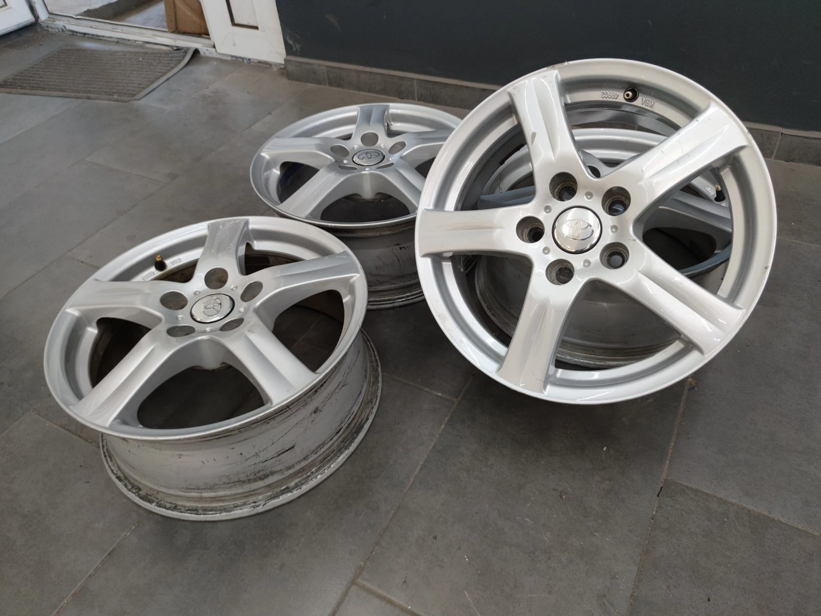 Джанти за Toyota, снимка 2 - Гуми и джанти - 56719092