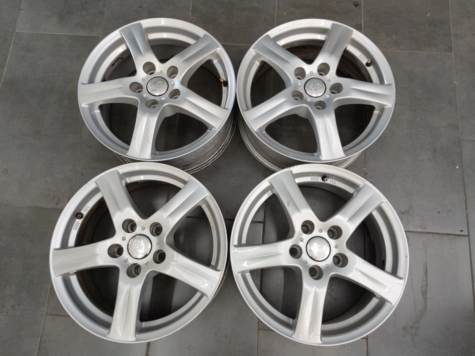 Джанти за Toyota, снимка 3 - Гуми и джанти - 56719092