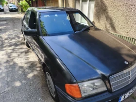 Mercedes-Benz C 180, снимка 2