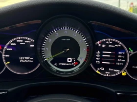 Porsche Panamera 4  CARFAX, снимка 8