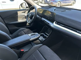 BMW iX1 xDrive30, снимка 8