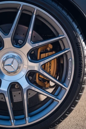 Mercedes-Benz E 63 AMG E63S - 119999 лв. / 61354.51 € - 23013862 6