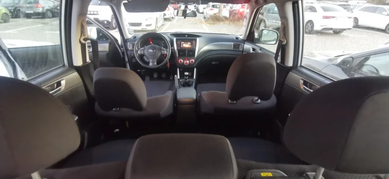 Subaru Forester, снимка 6 - Автомобили и джипове - 47867998