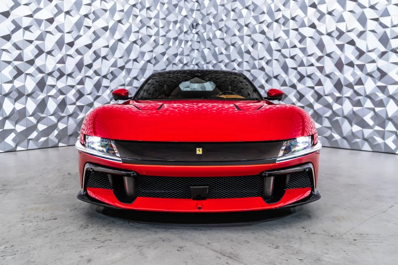 Ferrari 812 Superfast 12 Cilindri Rosso Corsa / Cuoio interior