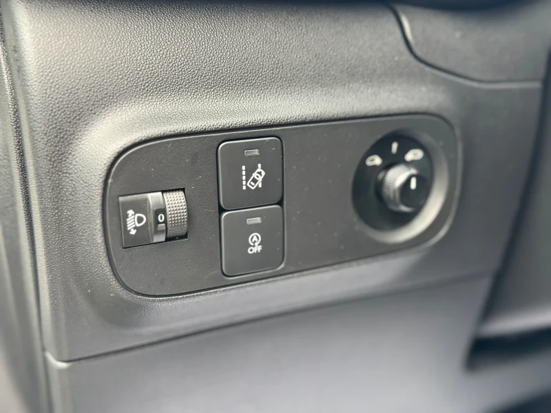 Citroen C3 1.6HDI ЛИЗИНГ 100% ОДОБРЕНИЕ^БАРТЕР, снимка 13 - Автомобили и джипове - 52212516