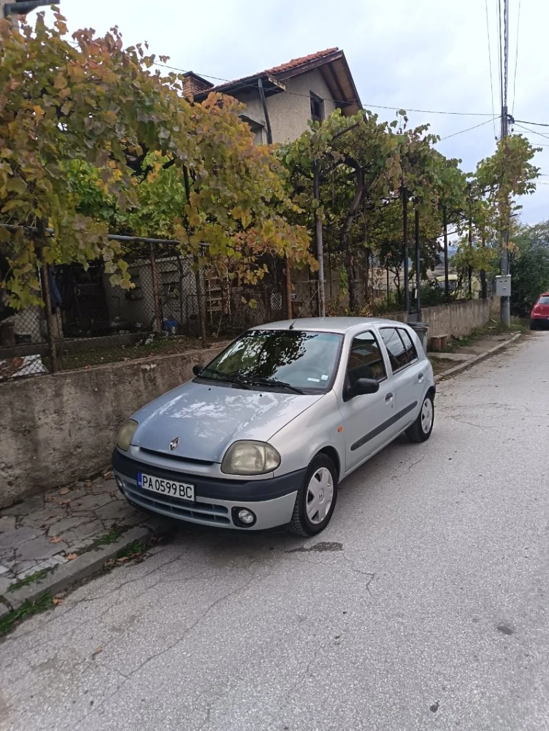 Renault Clio, снимка 3 - Автомобили и джипове - 52298579