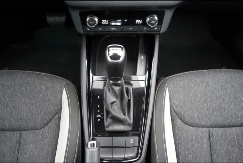 Skoda Scala 1.6 TDI DSG Style, снимка 11 - Автомобили и джипове - 53266150