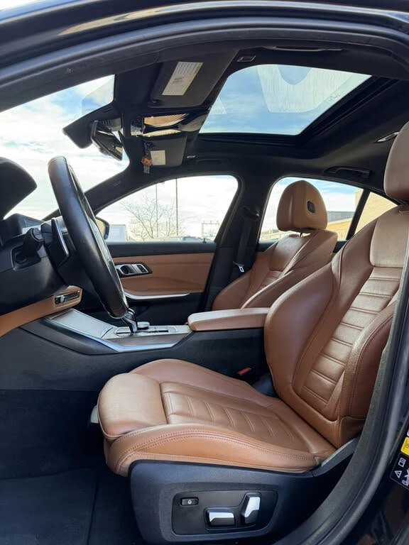 BMW 330 * АВТО КРЕДИТ* ЦЕНА ДО БГ * Сервизна история * , снимка 7 - Автомобили и джипове - 52707299