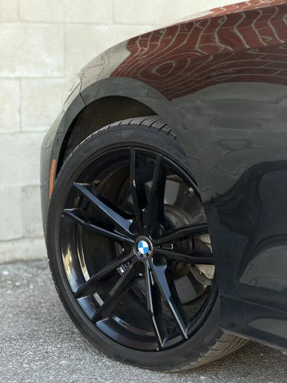 BMW 330 * АВТО КРЕДИТ* ЦЕНА ДО БГ * Сервизна история * , снимка 6 - Автомобили и джипове - 52707299