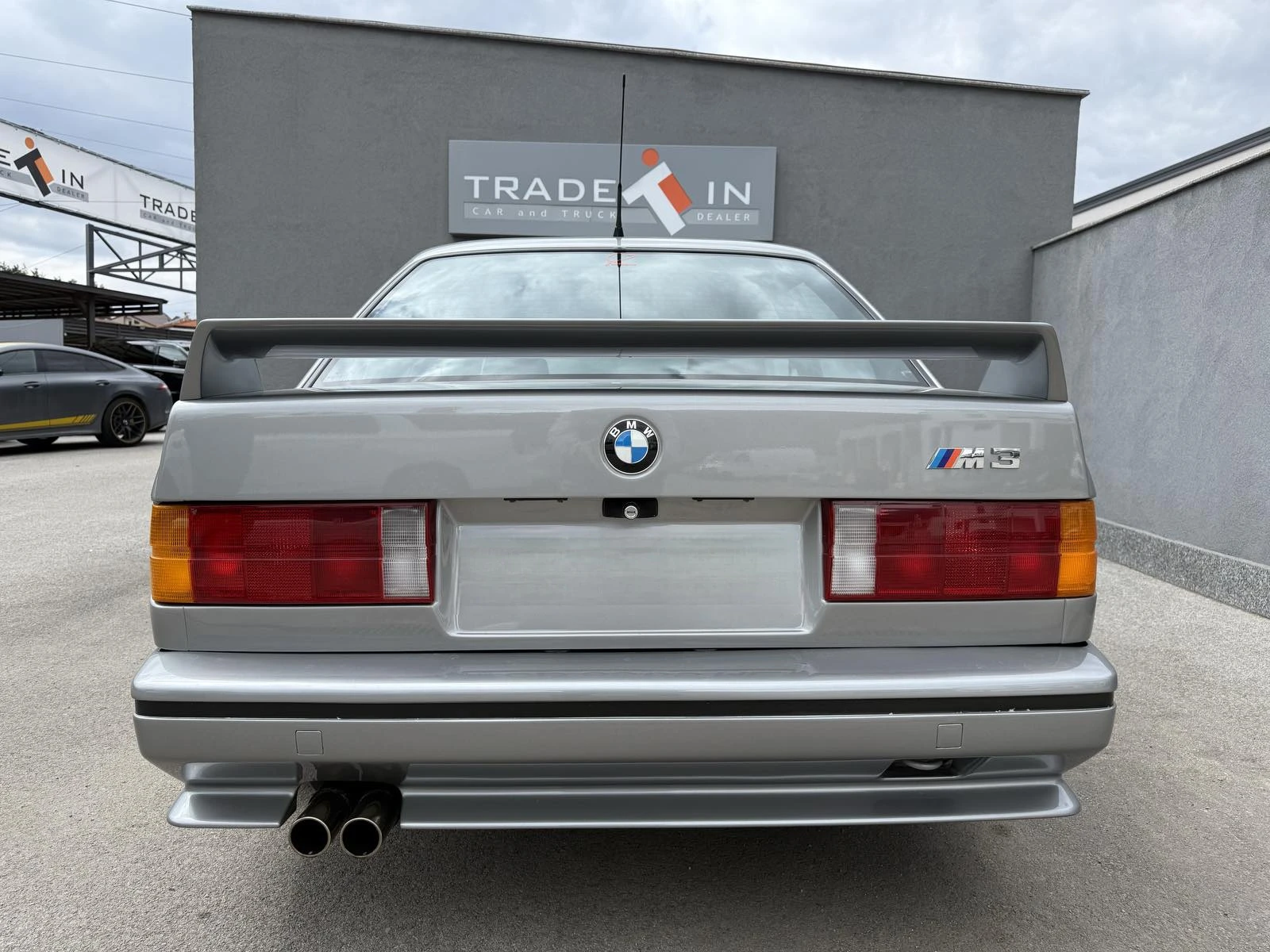 BMW M3 2.3 EVO - изображение 5