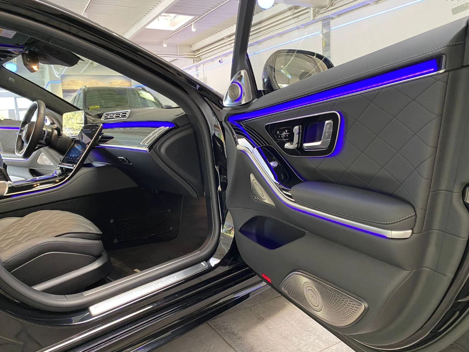 Mercedes-Benz S 500 4MATIC/425HP/AMG/LONG/DESIGNO/360/BURM/439v - изображение 10