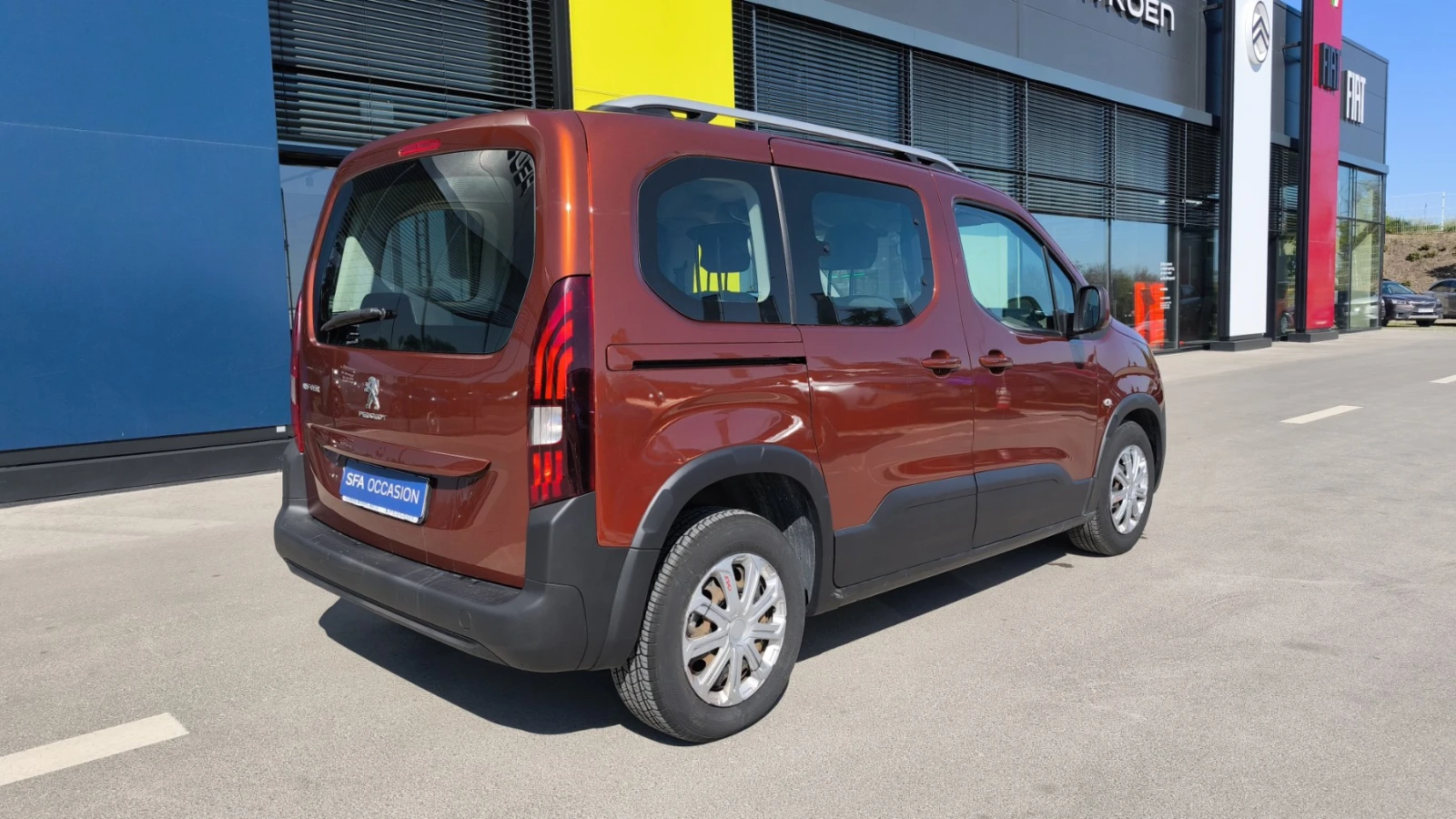 Peugeot Rifter Standard ACTIVE 1.5 BlueHDI 102 BVM5 E6.2 - изображение 4