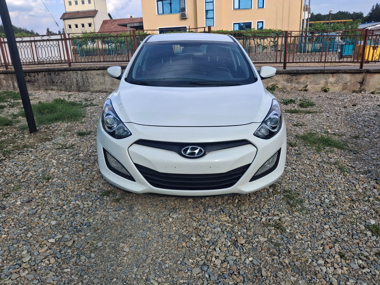Hyundai I30 1.6 CRDI - изображение 2
