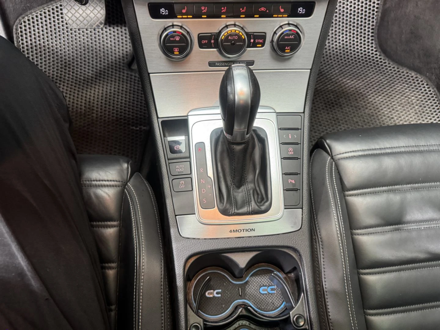 VW CC 2.0 TDI 4Motion   -   | Mobile.bg   14