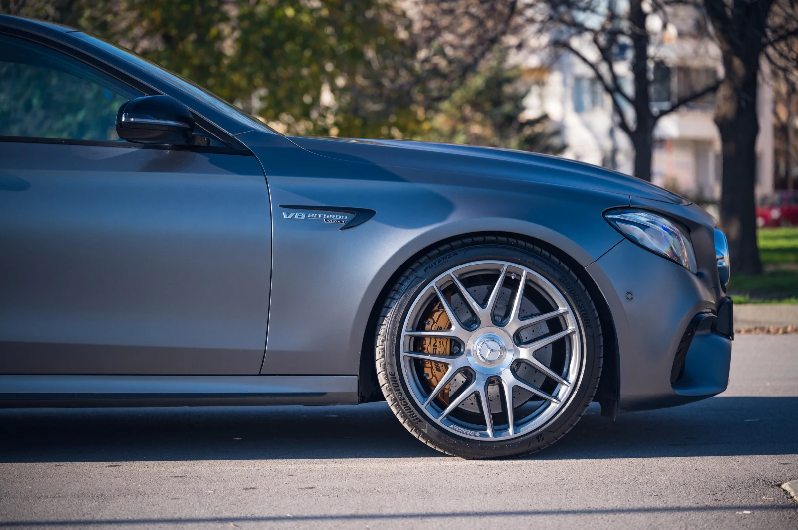 Mercedes-Benz E 63 AMG E63S - изображение 5