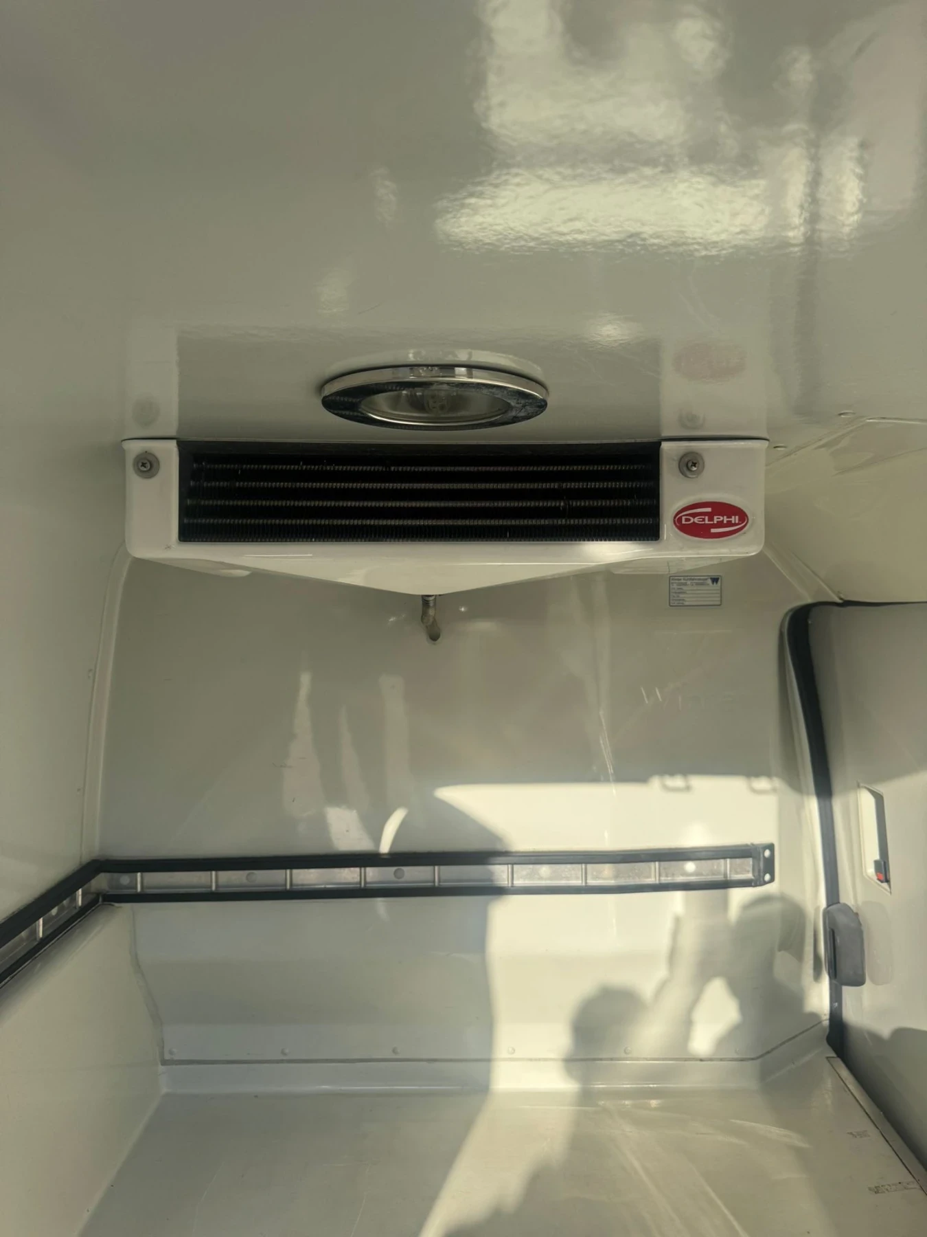 Opel Combo Хладилен пикап - изображение 9