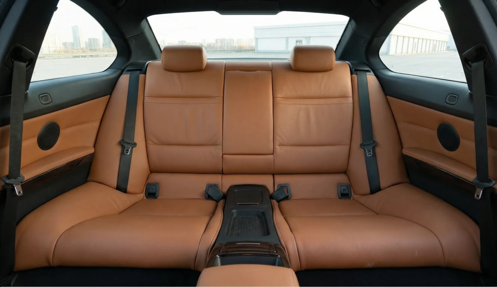 BMW 330 xDrive M-pack, снимка 11 - Автомобили и джипове - 53906280