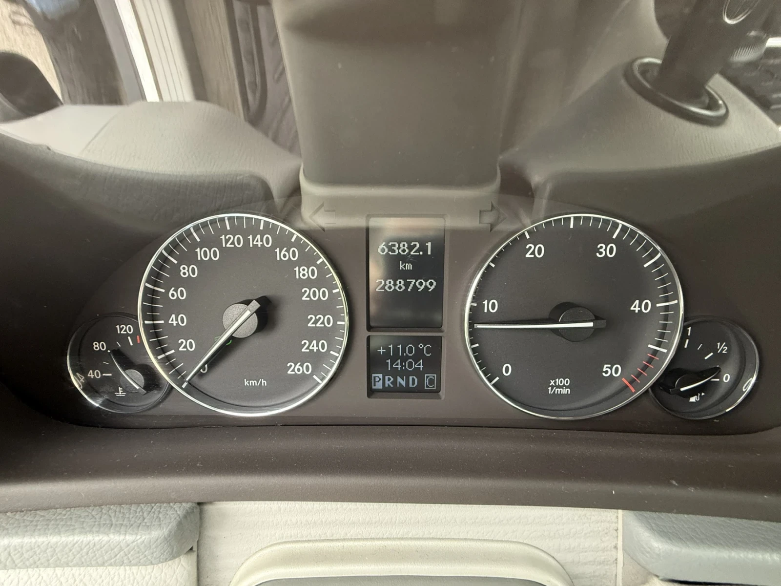 Mercedes-Benz C 220 2.2 CDI 150к.с., снимка 9 - Автомобили и джипове - 54058051